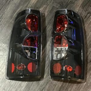 1999-2006 Chevy Silverado Tail Lights