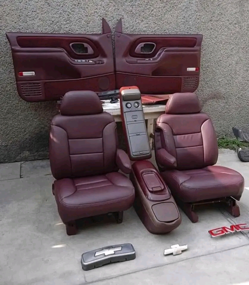 1995-1998 Chevy/GMC Burgundy Interior Seats, Door Panels, Center Console