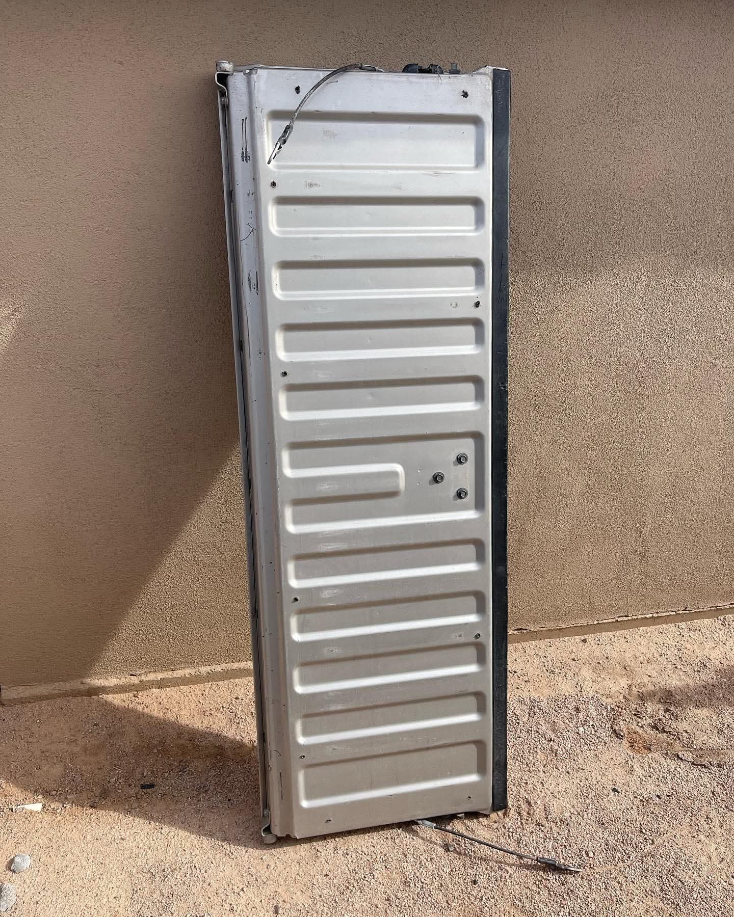 1999-2006 Chevrolet Silverado 1500 Fleetside Tailgate Silver Birch (0EM Color) - Image 2