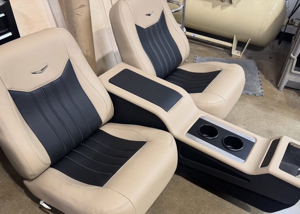 Complete 1967–72 C10 Bucket Seat & Console Combo – Direct Fit for Standard Transmission Tunnel