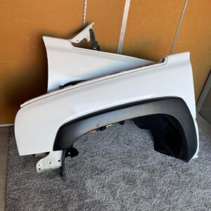 2003-2006 Chevy Silverado “Cat Eye” Front Fenders Driver & Passenger Side Pair