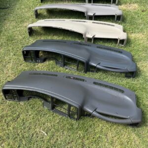 03-06 OEM Chevy GMC Dashboards
