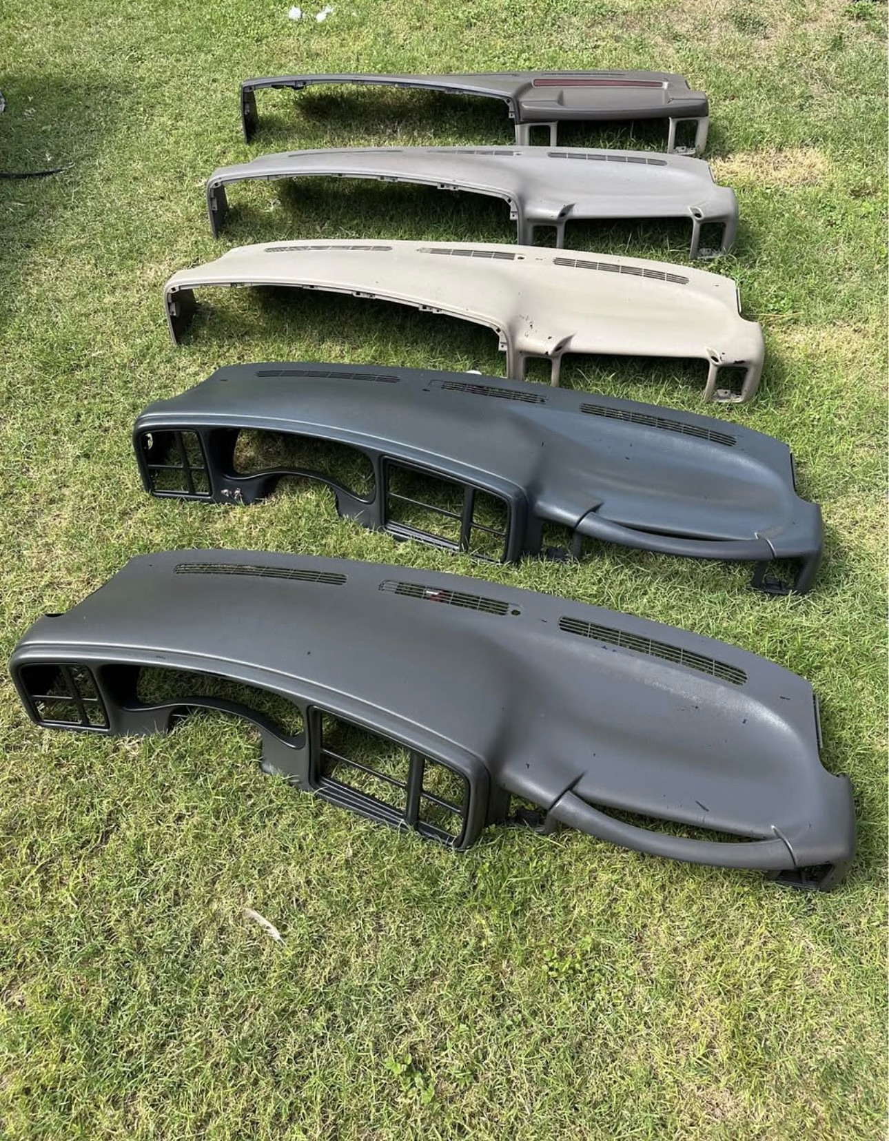 03-06 OEM Chevy GMC Dashboards