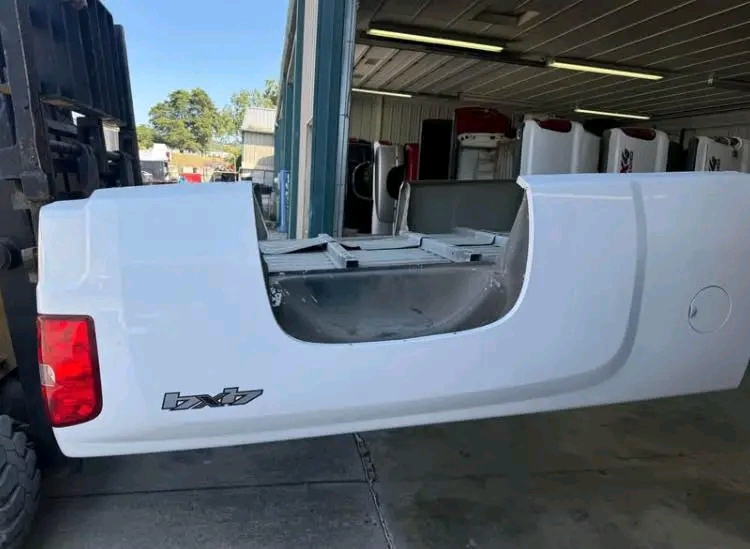 2008-2014 Chevy Silverado/G MC 1500 6.6ft Short Bed Southern, Rust-Free - Image 4