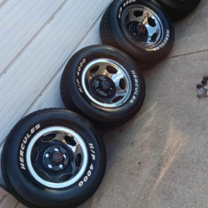 1990 Chevy 454SS Wheels with New Tires – 275/60R15